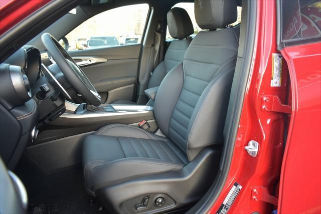 new 2025 Alfa Romeo Tonale car, priced at $57,625