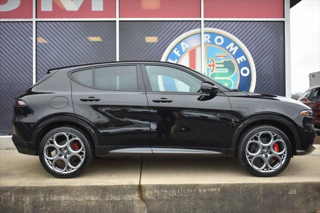 new 2024 Alfa Romeo Tonale car, priced at $52,135