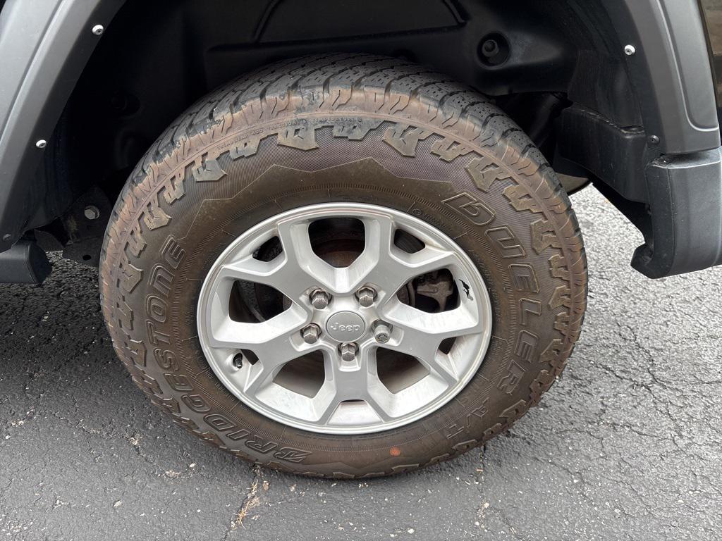 used 2021 Jeep Wrangler Unlimited car, priced at $30,874