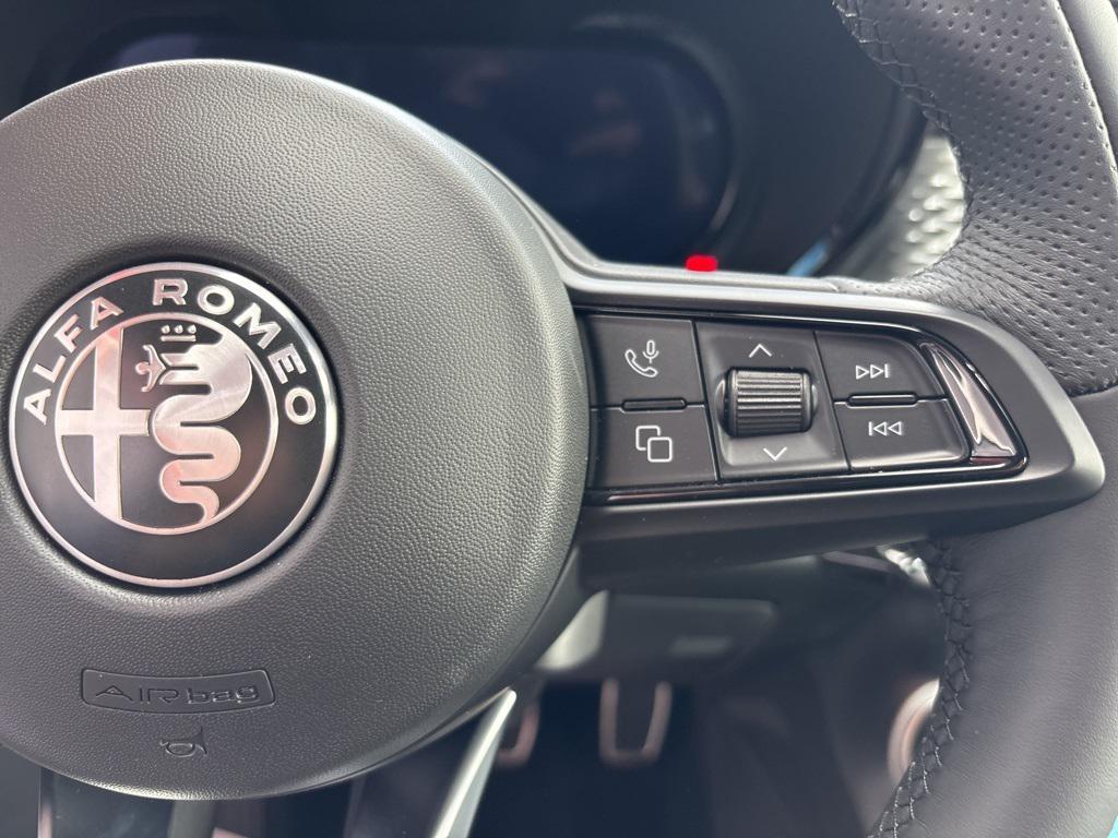 new 2025 Alfa Romeo Tonale car, priced at $41,213