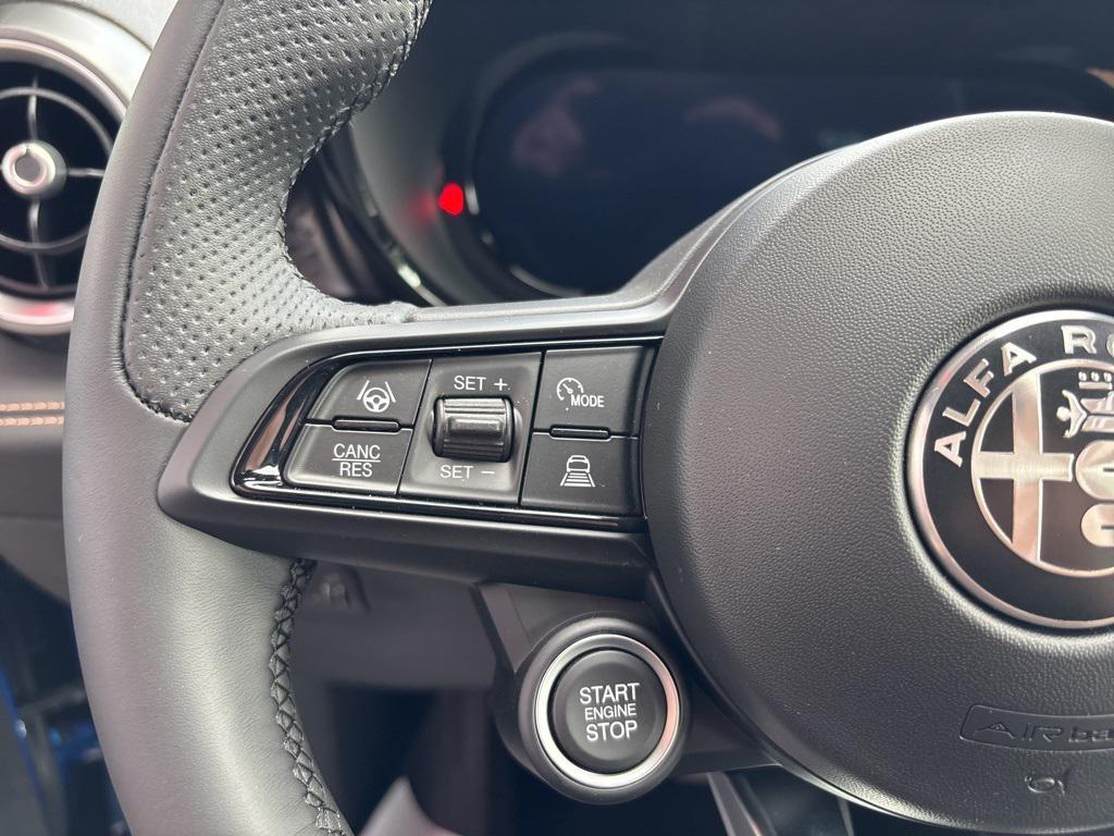 new 2025 Alfa Romeo Tonale car, priced at $41,213