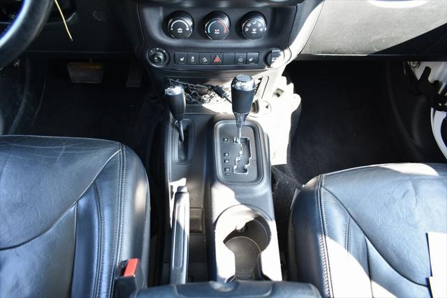 used 2015 Jeep Wrangler Unlimited car, priced at $18,262