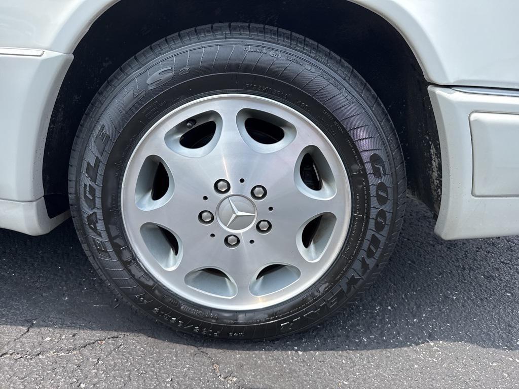 used 1995 Mercedes-Benz E-Class car, priced at $29,925