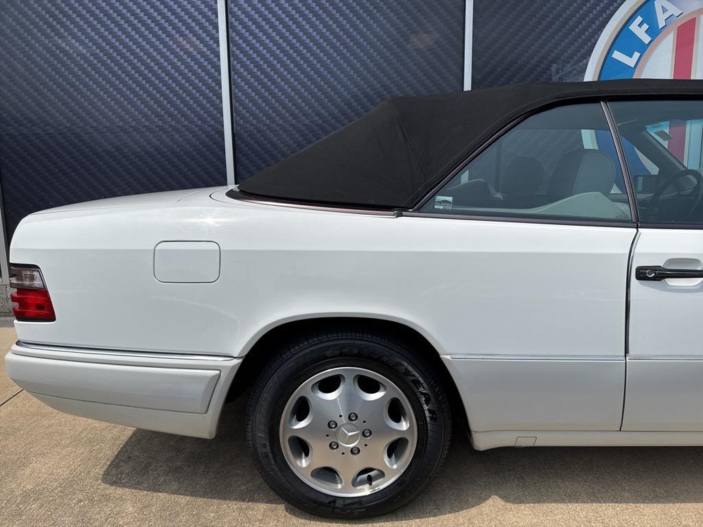 used 1995 Mercedes-Benz E-Class car, priced at $29,925
