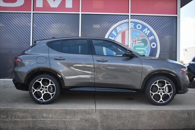 new 2025 Alfa Romeo Tonale car, priced at $53,625