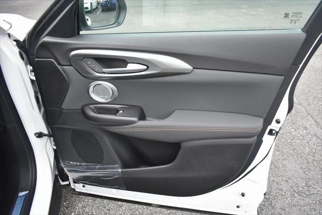 new 2025 Alfa Romeo Tonale car, priced at $55,430