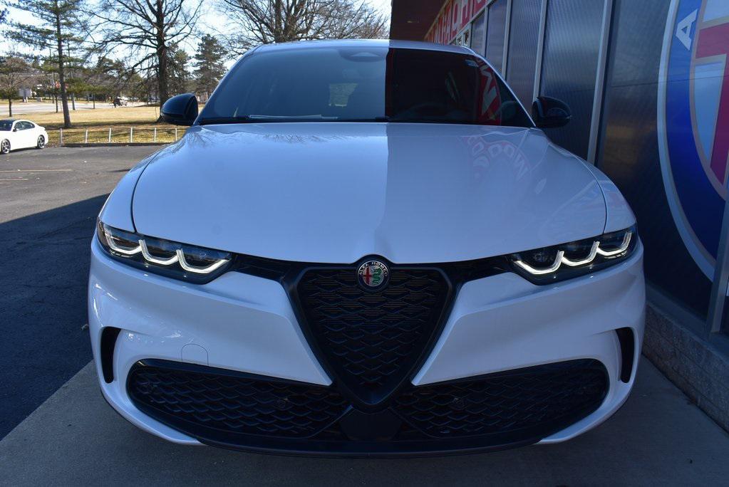 new 2025 Alfa Romeo Tonale car, priced at $45,228