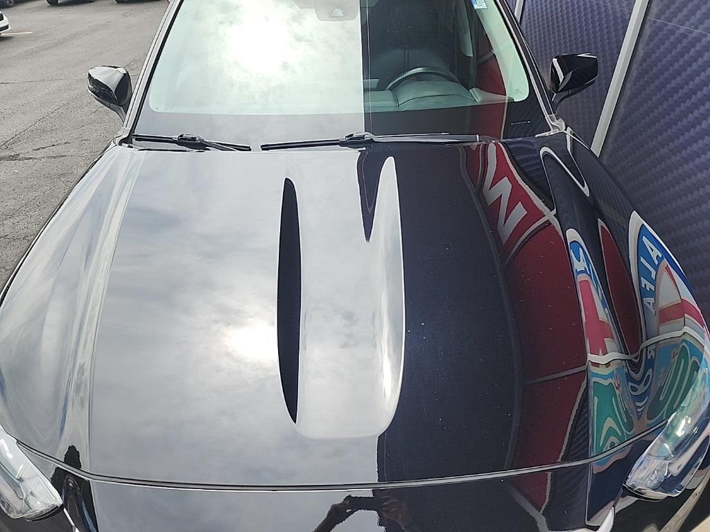 used 2023 Toyota Highlander car, priced at $34,261