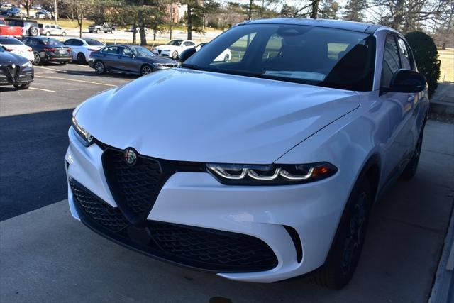 new 2025 Alfa Romeo Tonale car, priced at $51,430