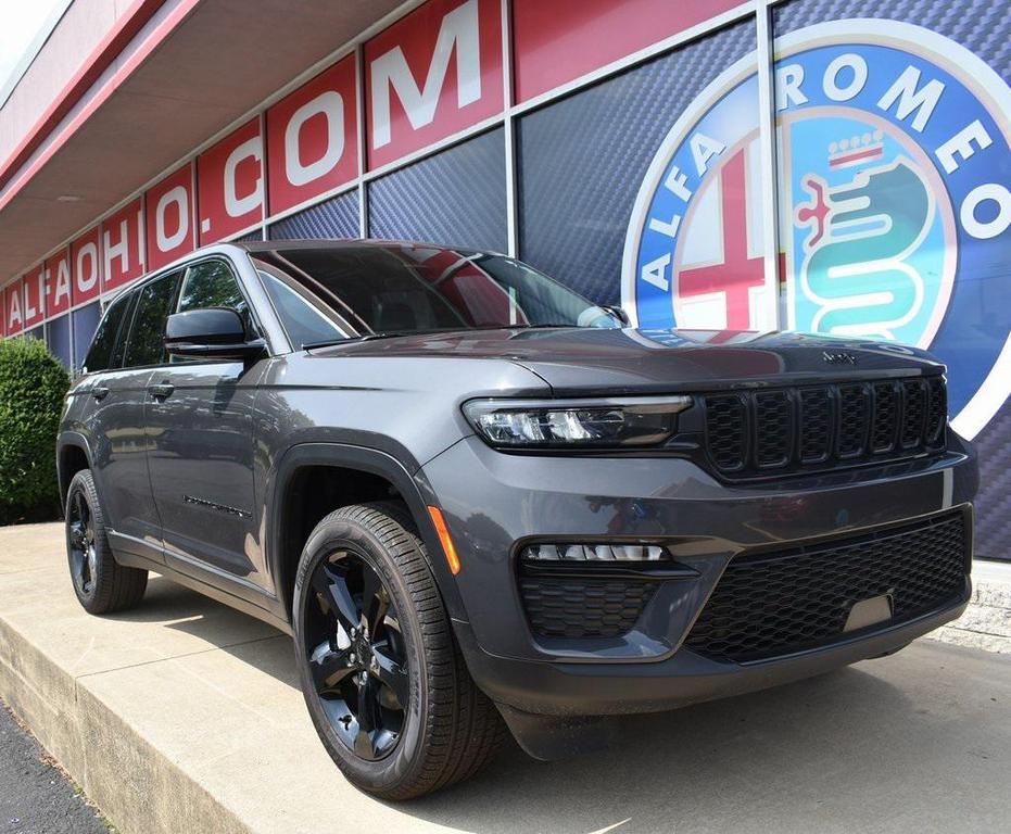 used 2025 Jeep Grand Cherokee car, priced at $44,452
