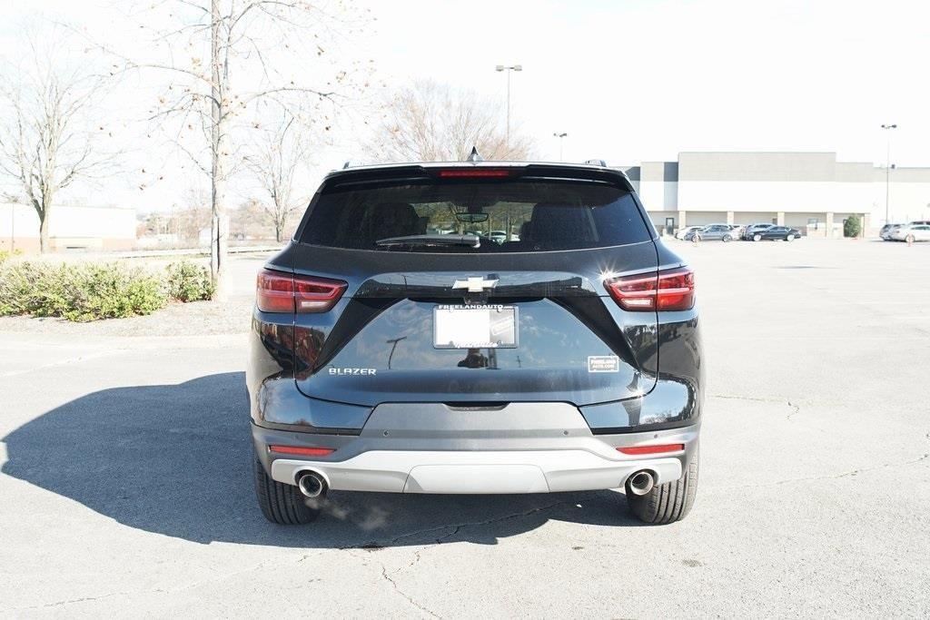 new 2024 Chevrolet Blazer car, priced at $35,990