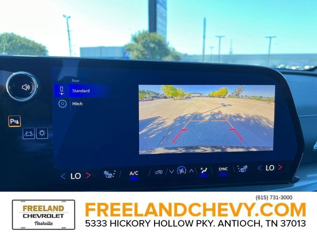 new 2026 Chevrolet Traverse car, priced at $39,198