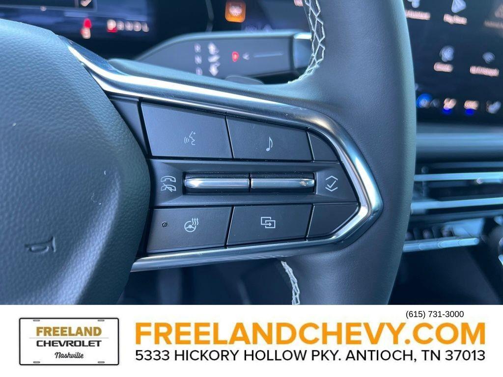 new 2026 Chevrolet Traverse car, priced at $39,198