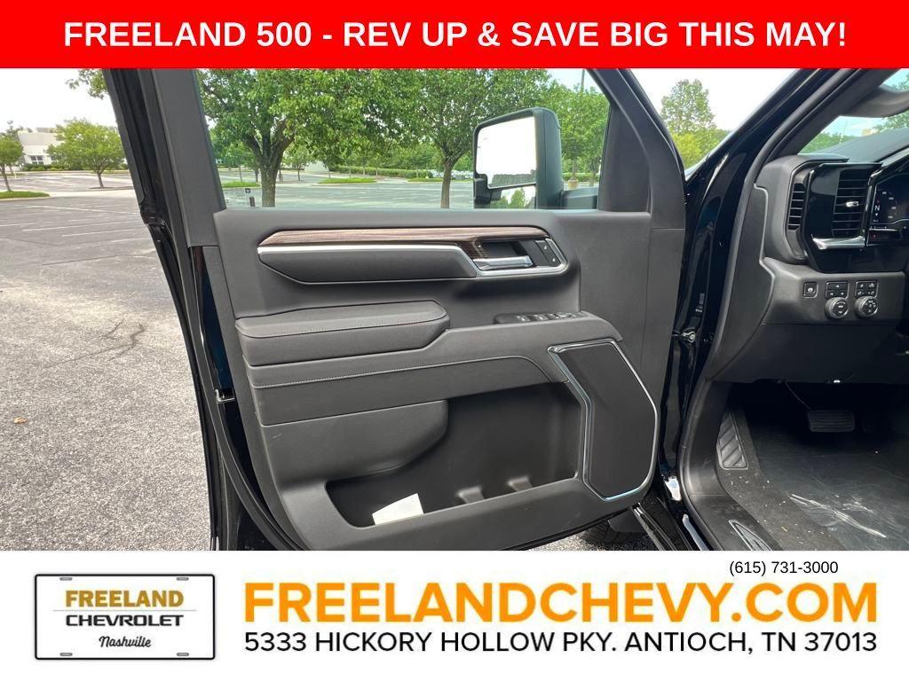 new 2025 Chevrolet Silverado 3500 car, priced at $67,465