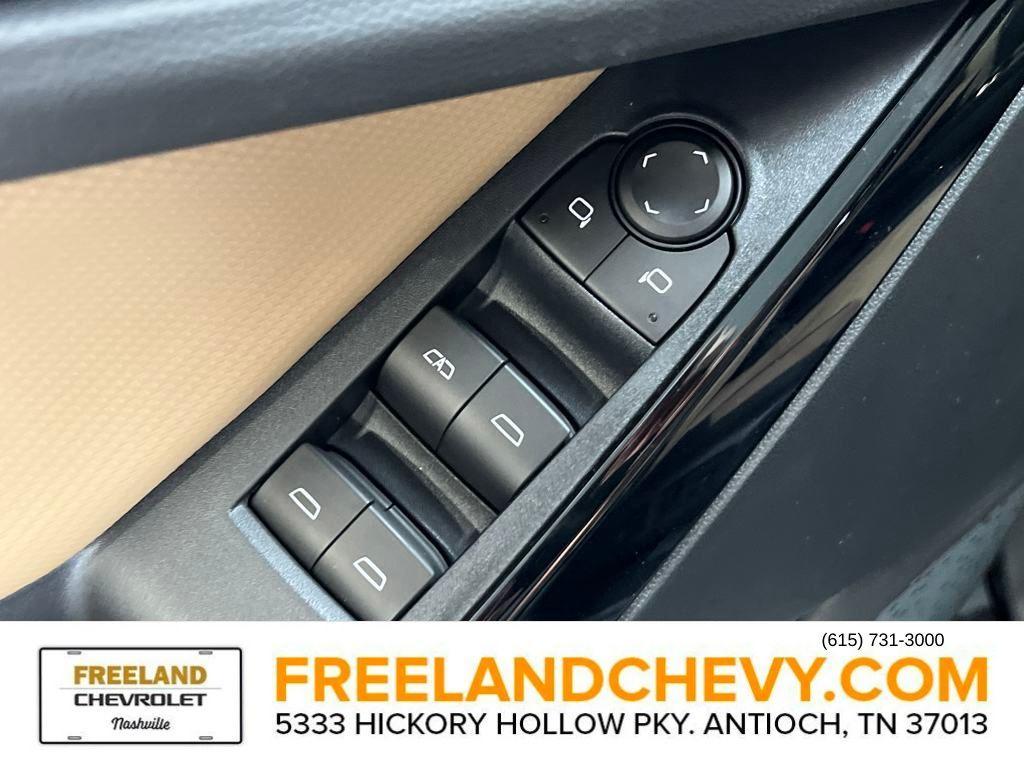 new 2026 Chevrolet Equinox car, priced at $34,435