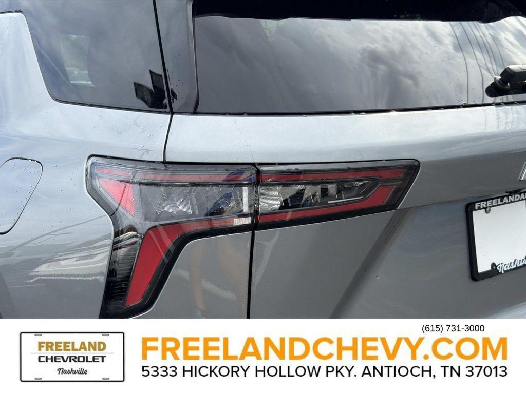 new 2026 Chevrolet Equinox car, priced at $30,495