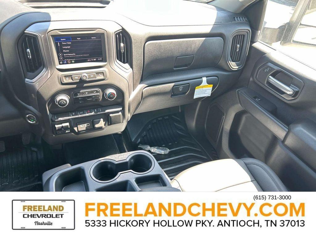 new 2024 Chevrolet Silverado 2500 car, priced at $54,055