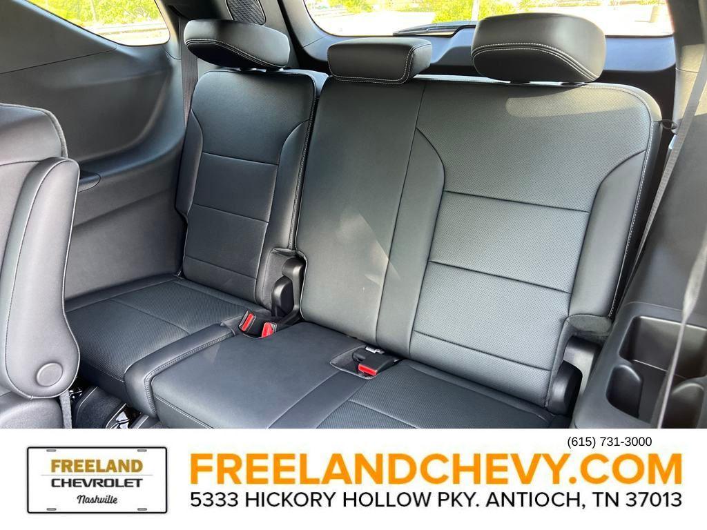 new 2025 Chevrolet Traverse car, priced at $47,869