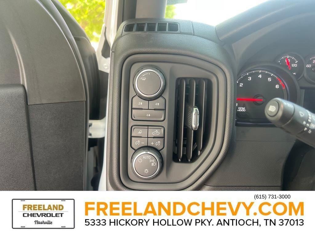 new 2025 Chevrolet Silverado 2500 car, priced at $53,568