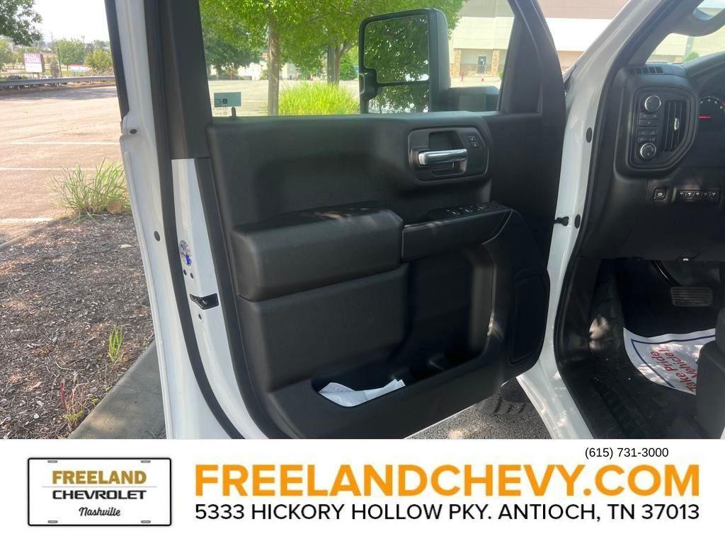 new 2025 Chevrolet Silverado 2500 car, priced at $53,568