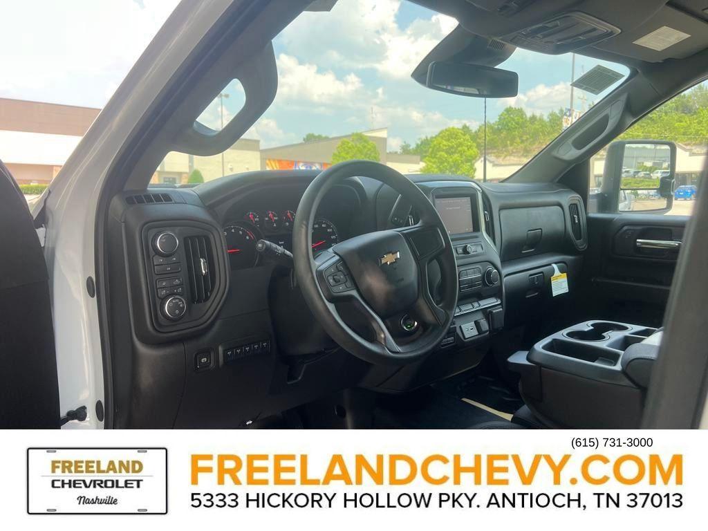 new 2025 Chevrolet Silverado 2500 car, priced at $53,568