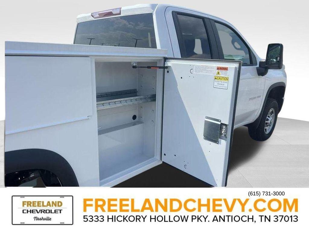 new 2025 Chevrolet Silverado 2500 car, priced at $53,568