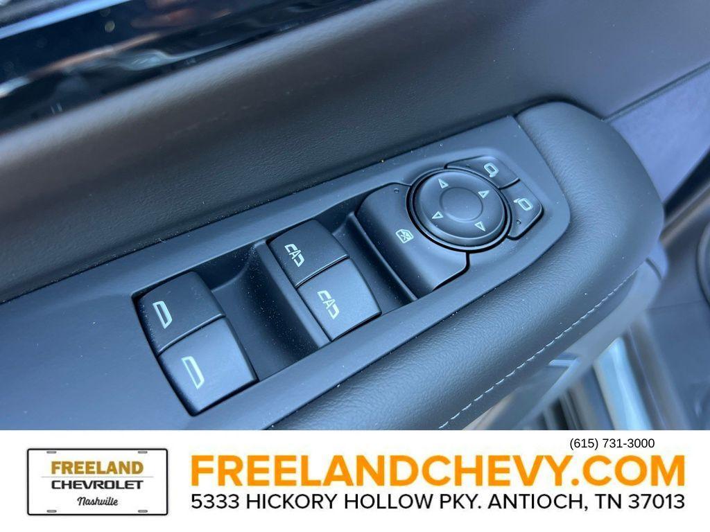 new 2025 Chevrolet Suburban car, priced at $64,236