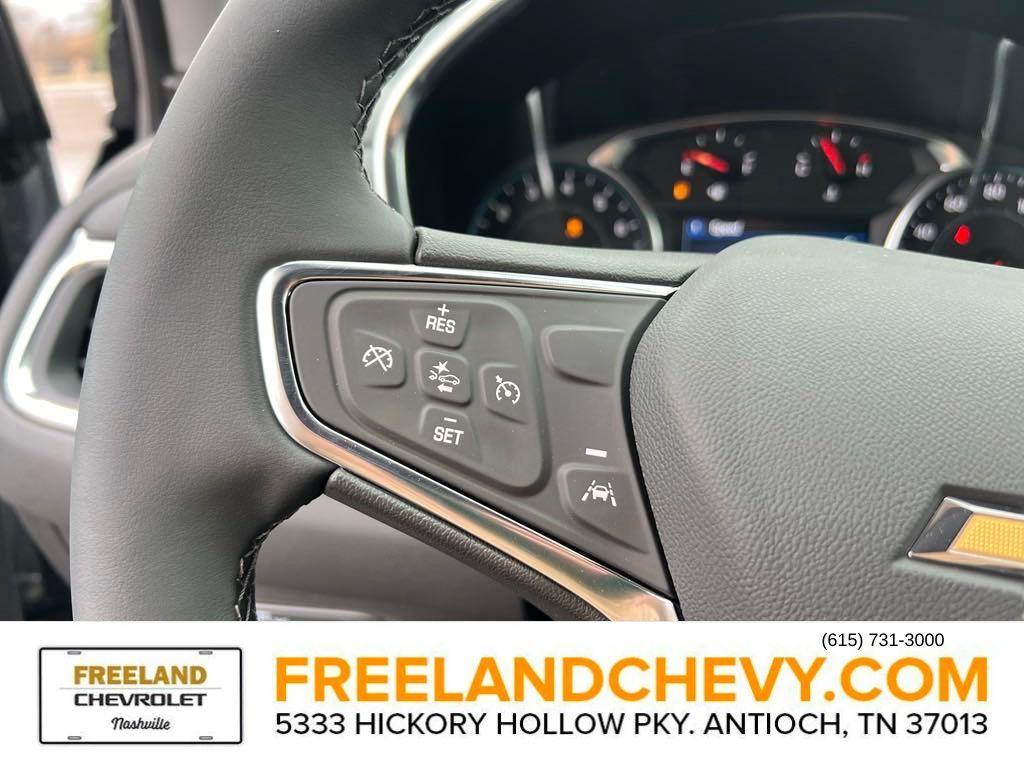 new 2024 Chevrolet Equinox car, priced at $30,890