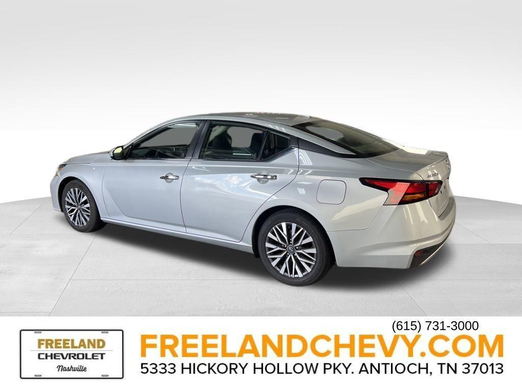 used 2023 Nissan Altima car, priced at $17,304