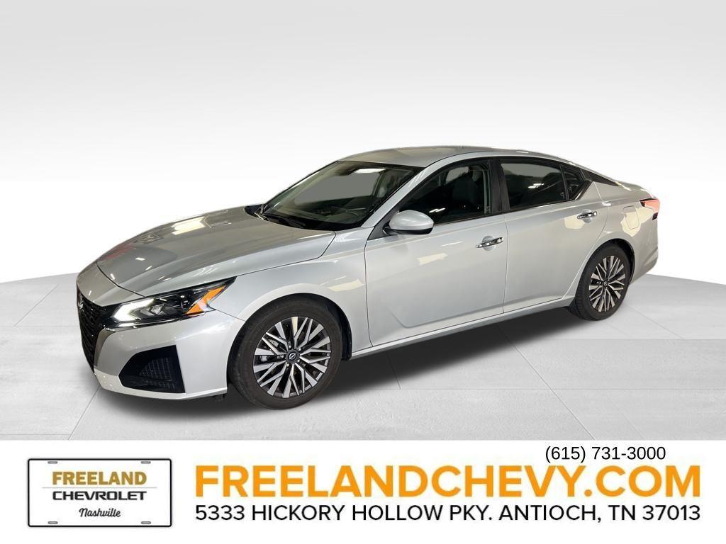 used 2023 Nissan Altima car, priced at $17,304