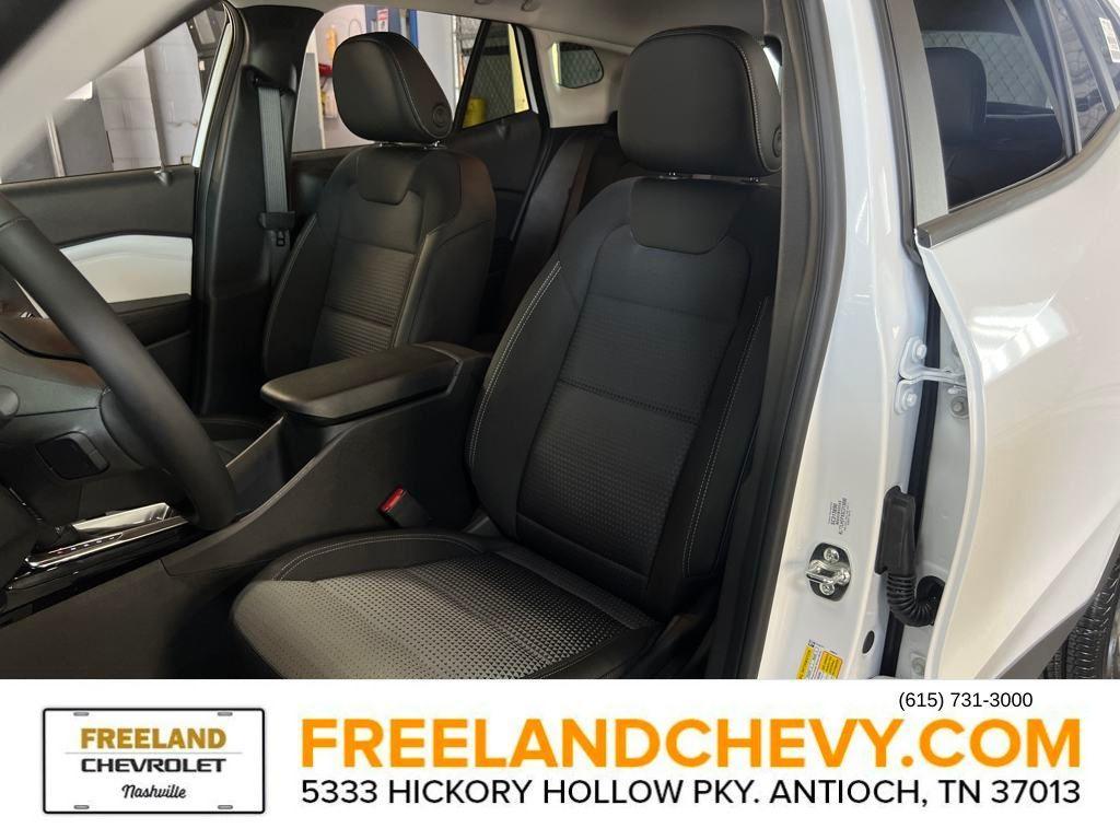 new 2025 Chevrolet Trax car, priced at $23,013