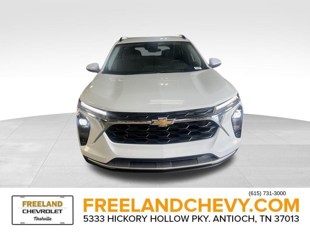 new 2025 Chevrolet Trax car, priced at $22,768