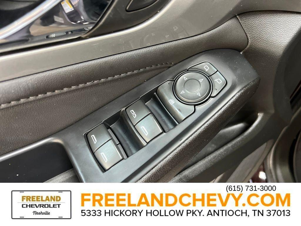 used 2022 Chevrolet Traverse car, priced at $24,095