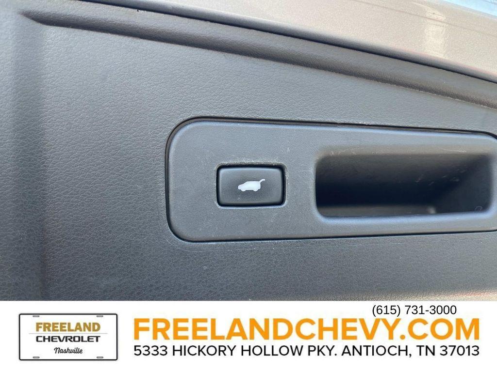 used 2017 Acura MDX car, priced at $18,997