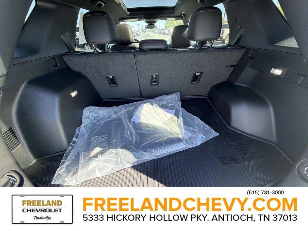 new 2026 Chevrolet Equinox car, priced at $35,479