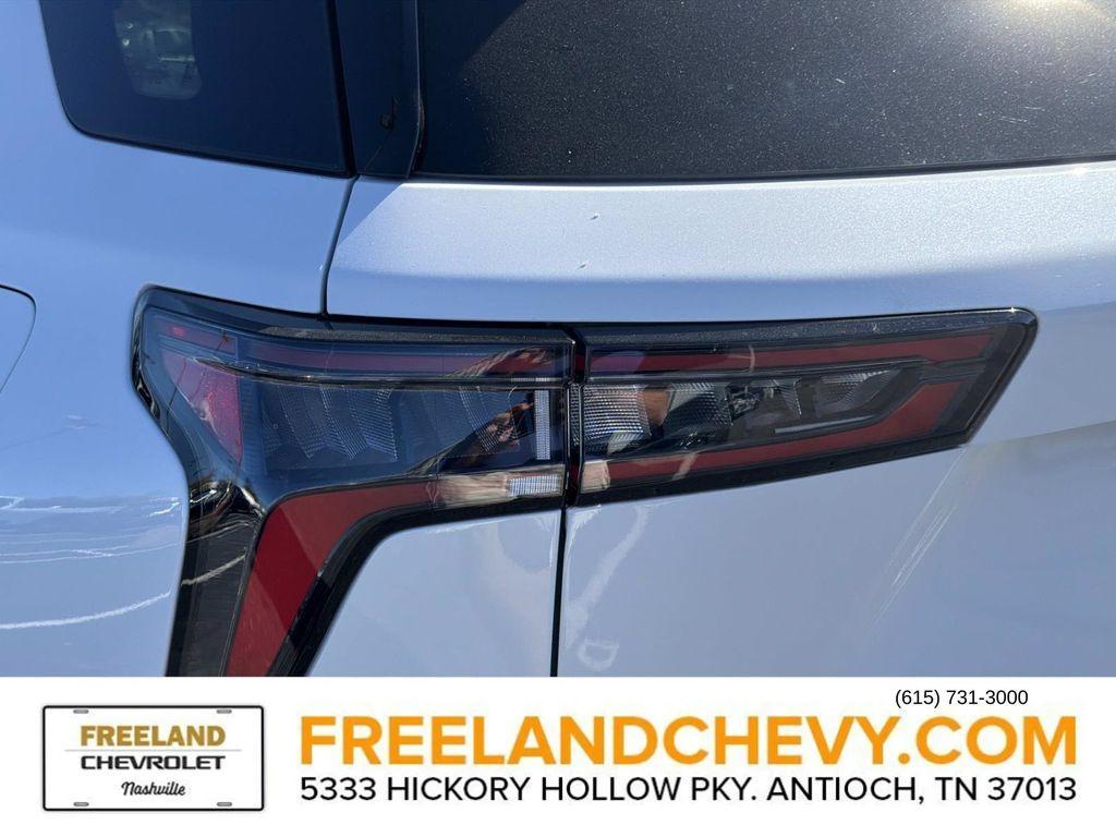 new 2026 Chevrolet Equinox car, priced at $35,479