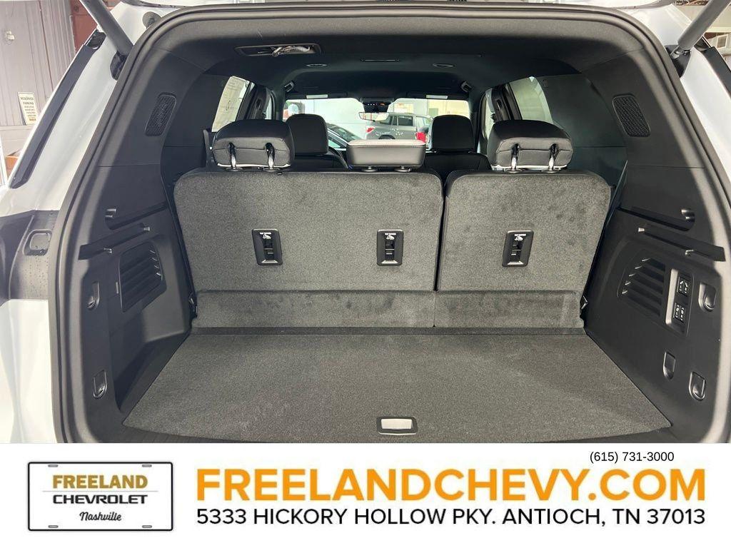 new 2026 Chevrolet Traverse car, priced at $55,645