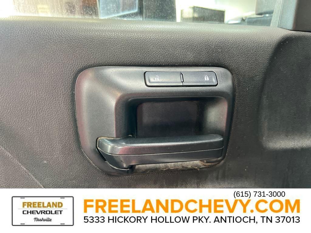 used 2015 Chevrolet Silverado 2500 car, priced at $9,998