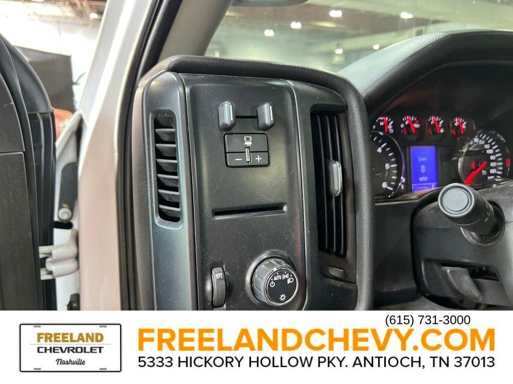 used 2015 Chevrolet Silverado 2500 car, priced at $9,998