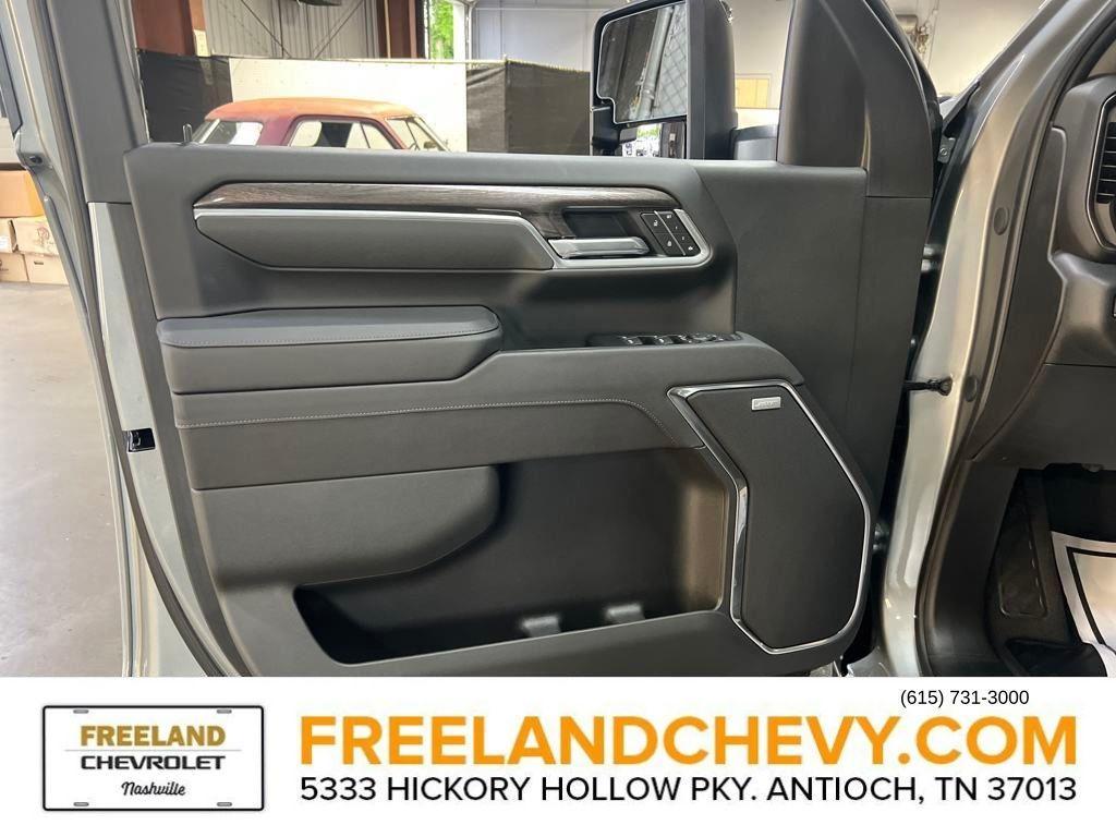 new 2025 Chevrolet Silverado 2500 car, priced at $82,050