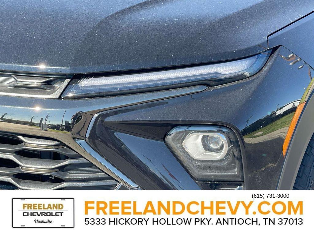 new 2025 Chevrolet TrailBlazer car, priced at $32,120