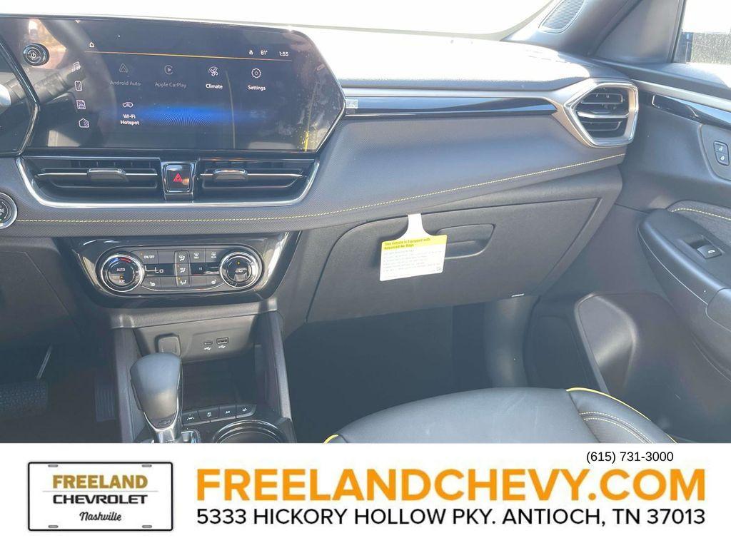 new 2025 Chevrolet TrailBlazer car, priced at $32,120