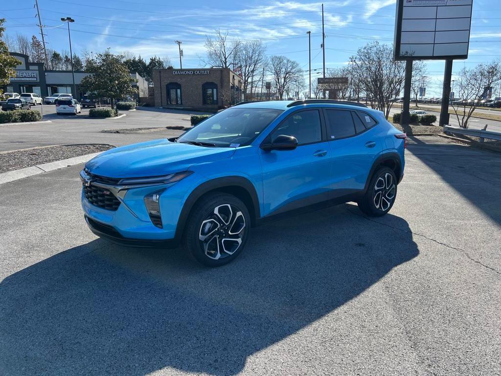 new 2025 Chevrolet Trax car, priced at $26,625