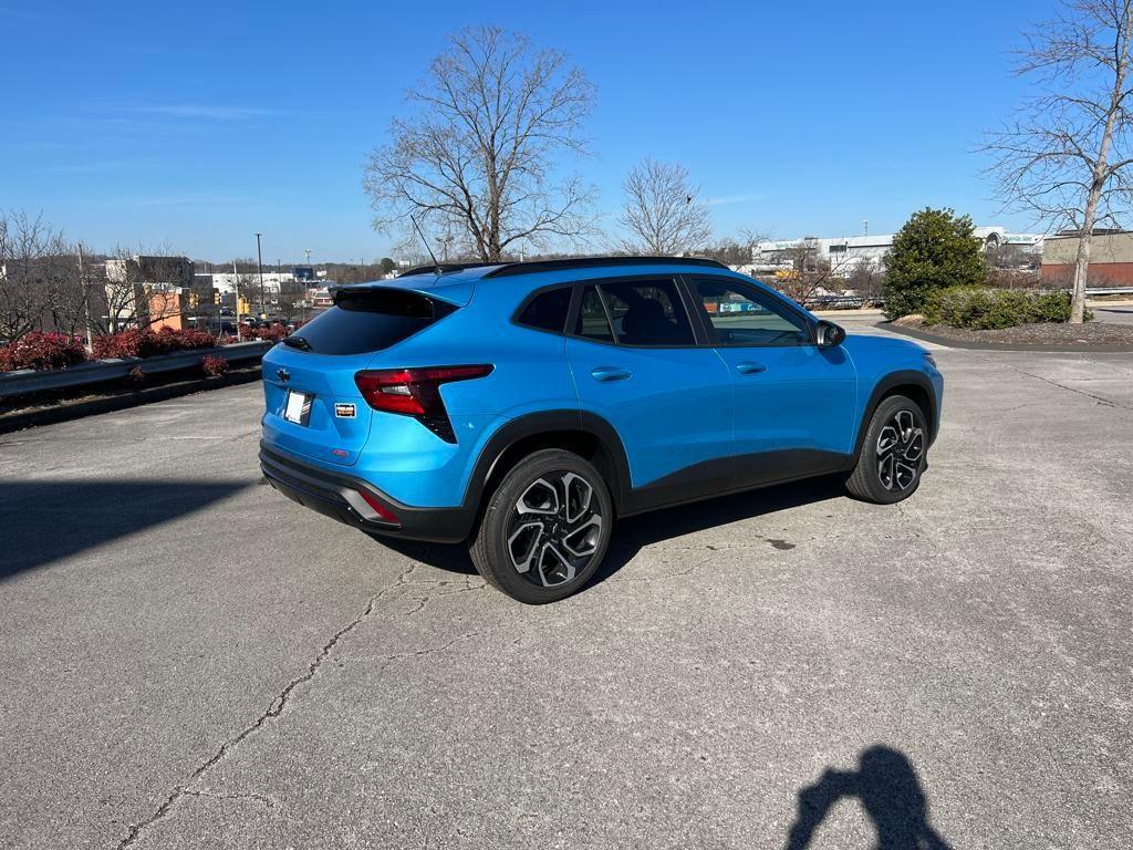 new 2025 Chevrolet Trax car, priced at $26,625