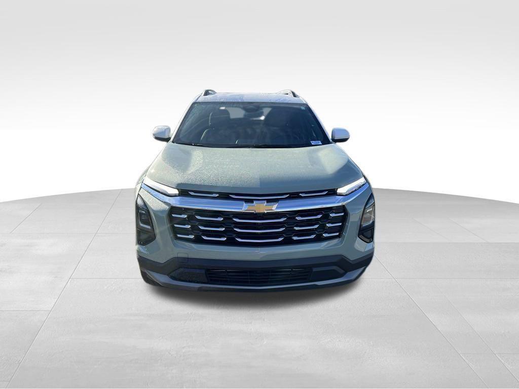 new 2025 Chevrolet Equinox car, priced at $32,421