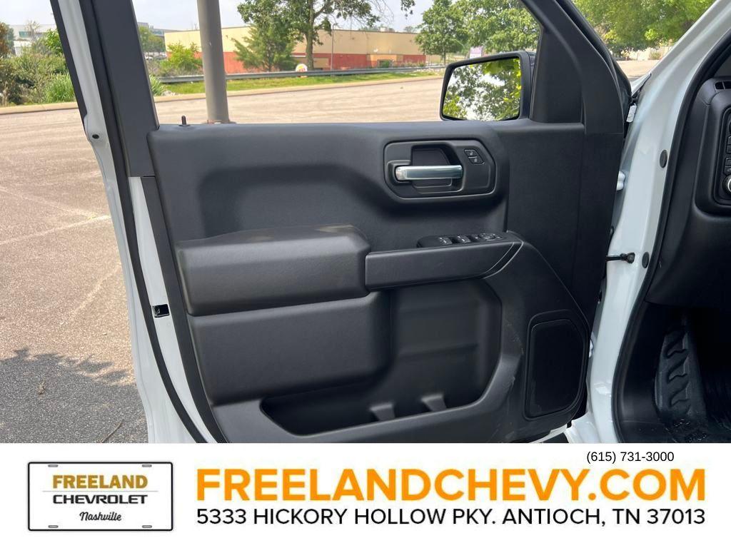 new 2025 Chevrolet Silverado 1500 car, priced at $51,865