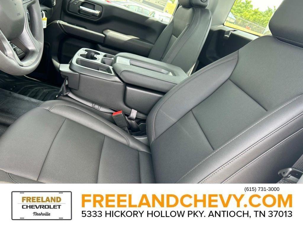 new 2024 Chevrolet Silverado 2500 car, priced at $48,095