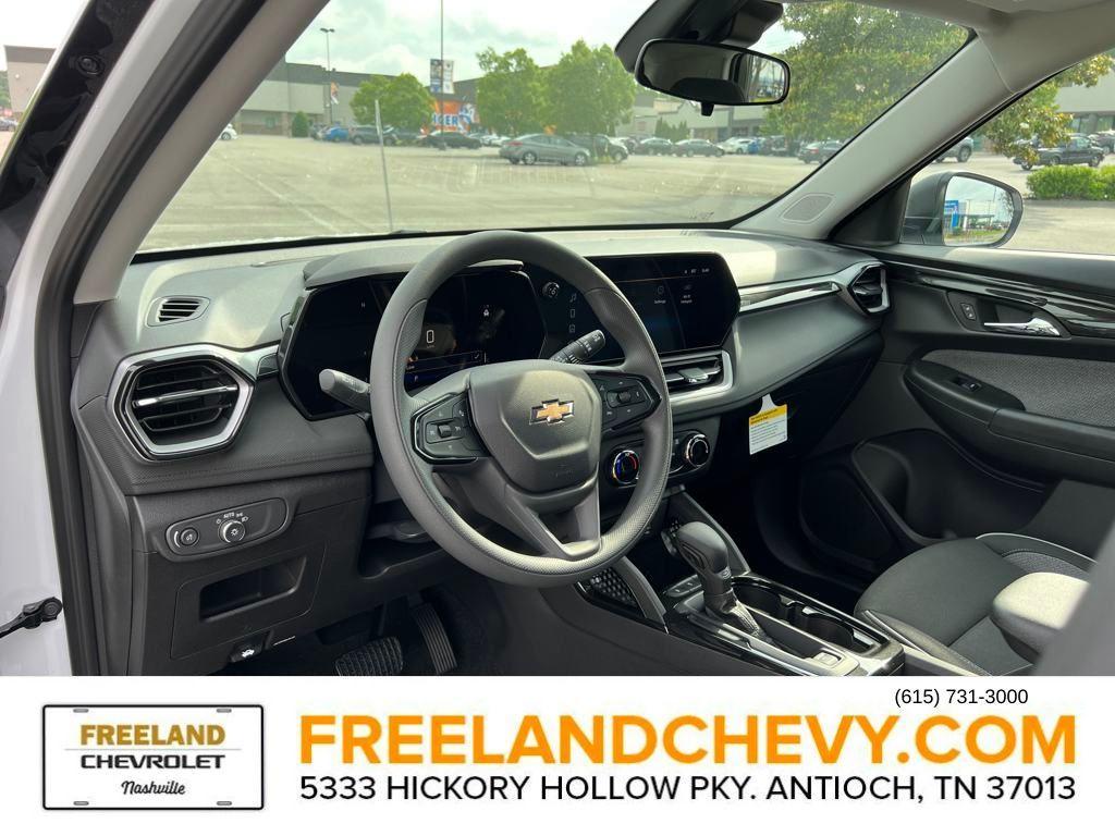 new 2025 Chevrolet TrailBlazer car, priced at $24,830