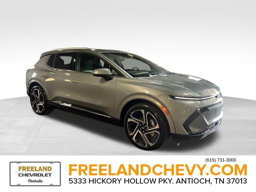 new 2025 Chevrolet Equinox EV car, priced at $45,190