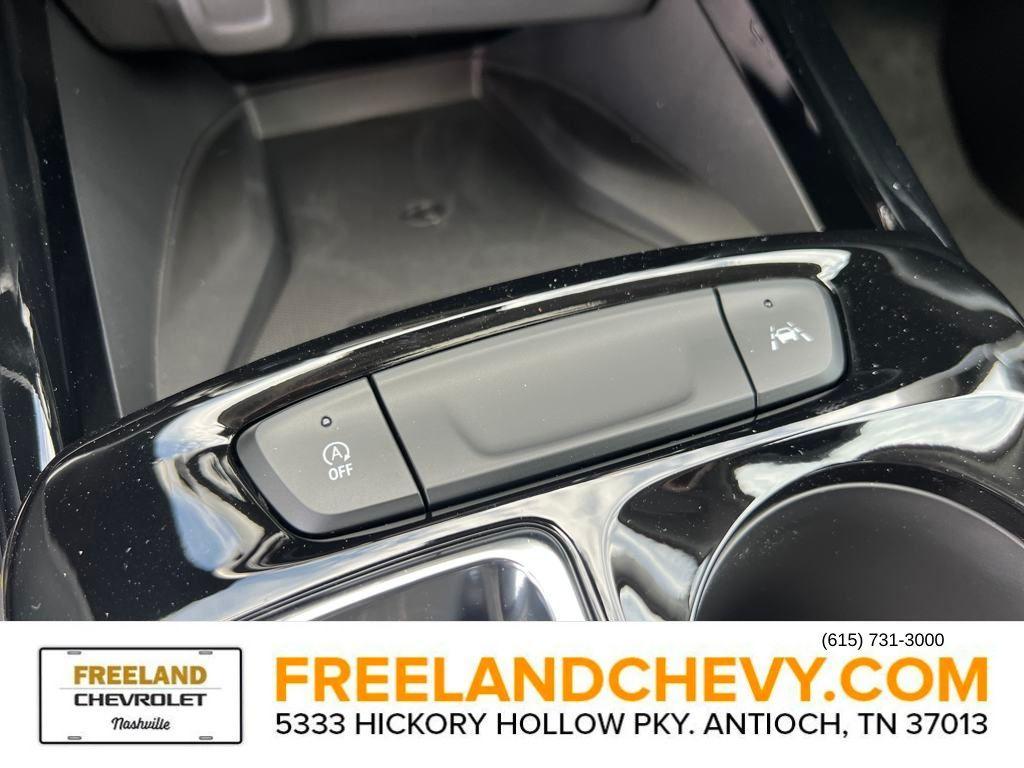 new 2025 Chevrolet Trax car, priced at $27,425